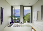 Villa Roxo - Ensuite with a view